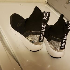 Michael kors size 5 1/2